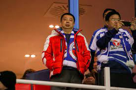 Dai Yongge watching Reading FC
